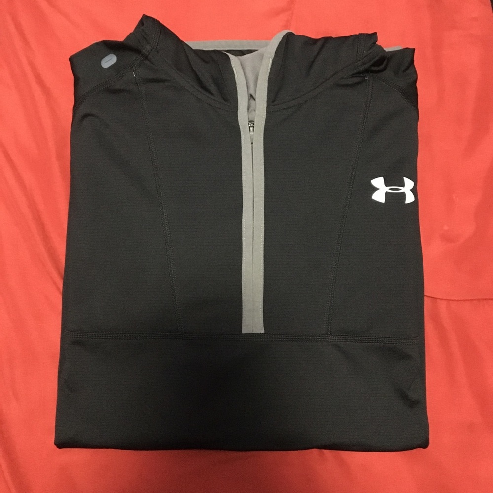 Men’s XL athletic hoodie (under armour)